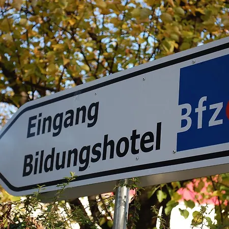 Bildungshotel Отель 2*