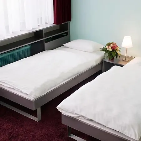 Bildungshotel Отель Эссен