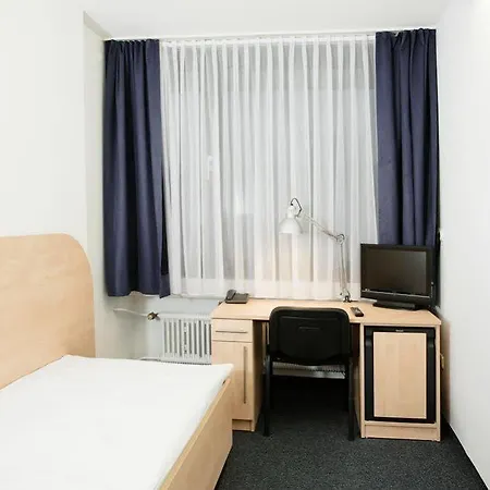 Отель Bildungshotel 2*