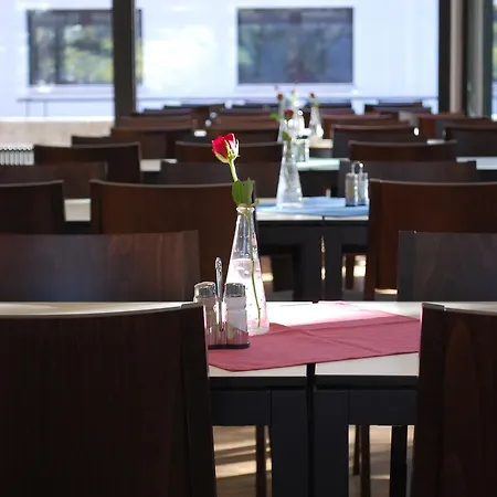 Отель Bildungshotel 2*